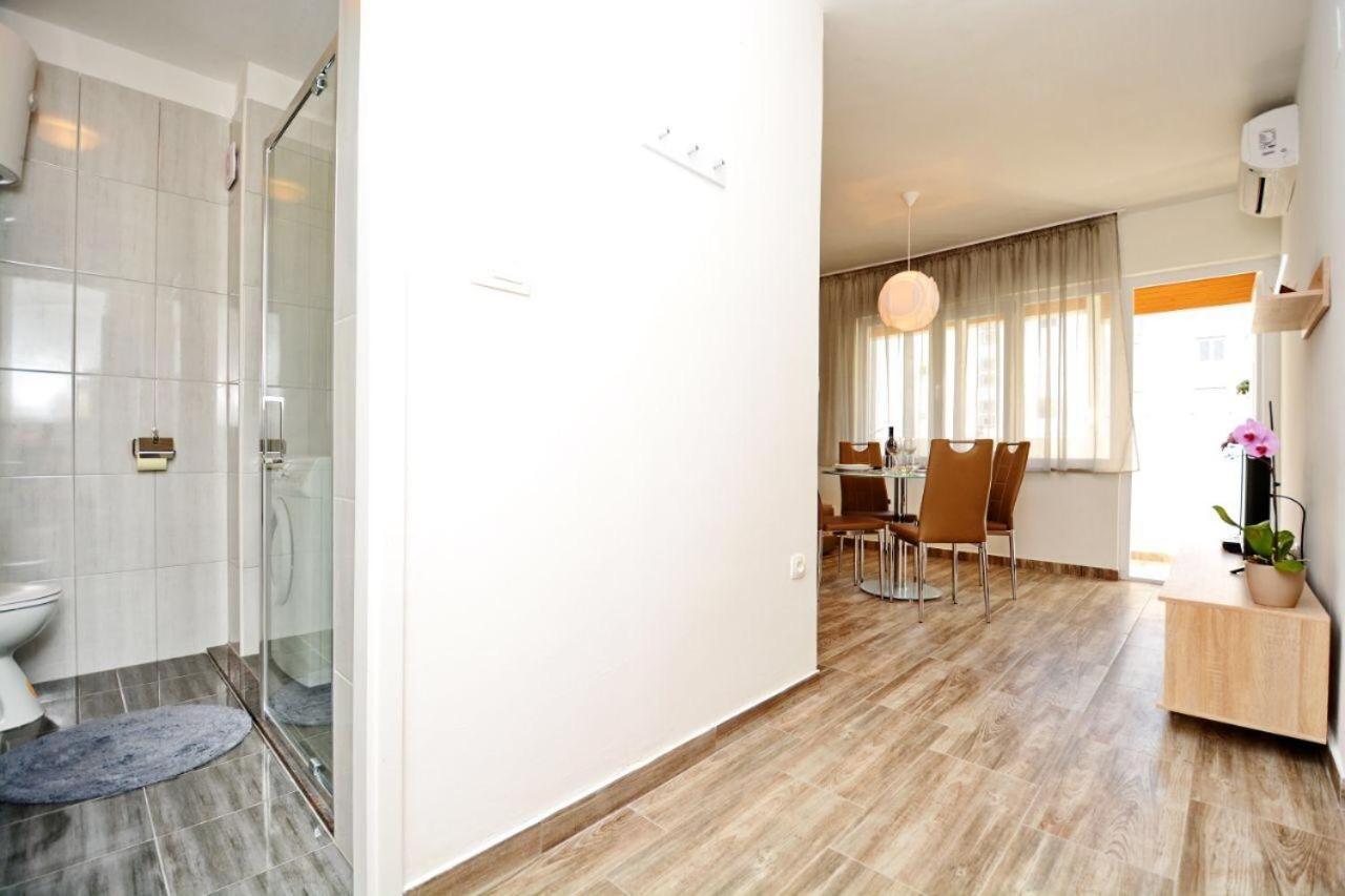 Apartment T&L ซาดาร์ ภายนอก รูปภาพ